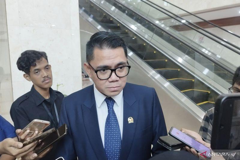 Arteria Rela Mundur dari DPR Digantikan Cucu Bung Karno 