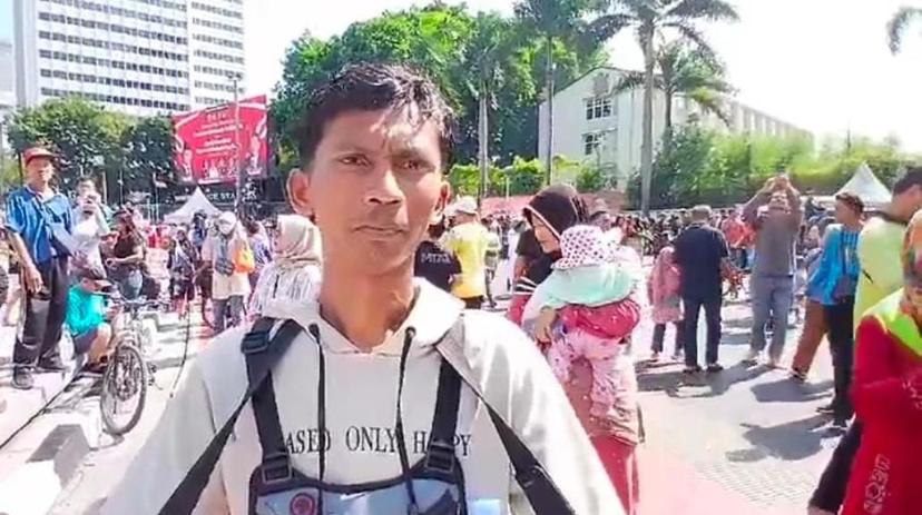 Pedagang Raup Untung dari Momen Pelantikan Prabowo-Gibran