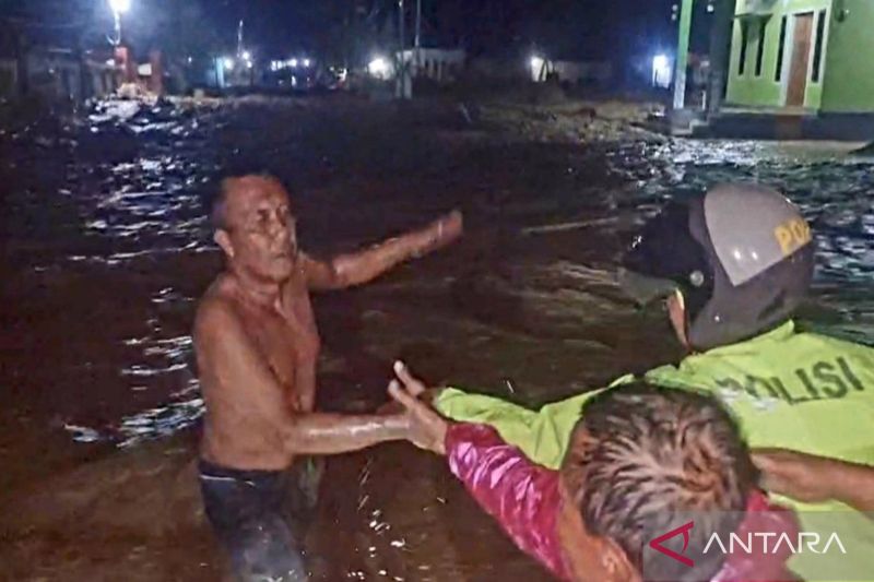 Banjir Arus Deras Terjang Wilayah Bone Bolango Gorontalo