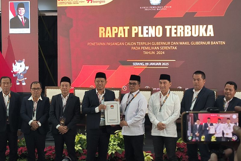 Andra-Dimyati Ditetapkan Jadi Gubernur-Wagub Banten