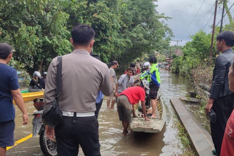 12.023 Warga Bengkayang Kalbar Terdampak Banjir