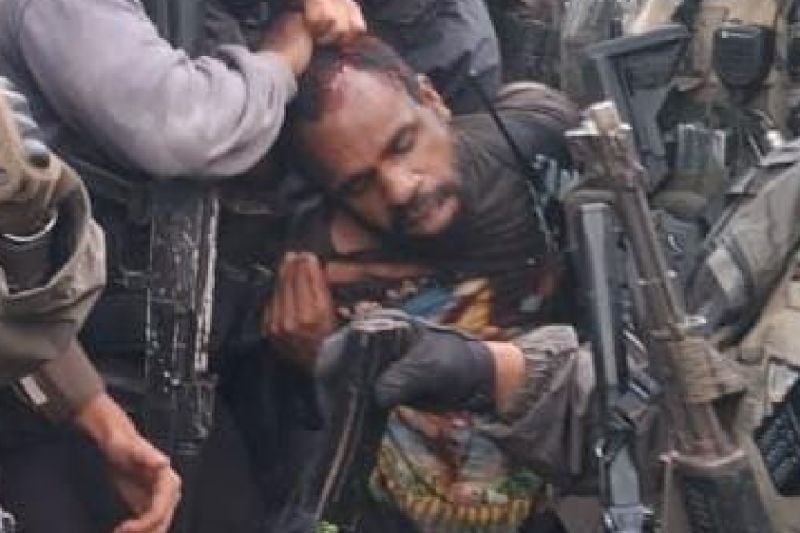 Pimpinan KKB Askel Mabel Ditangkap dan Dibawa ke Jayapura