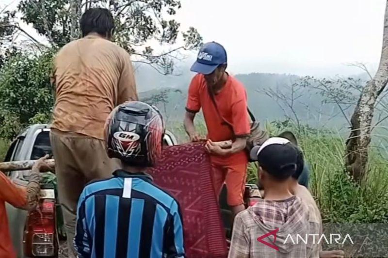 Empat Petani di Sukabumi Tersambar Petir, 2 di Antaranya Tewas