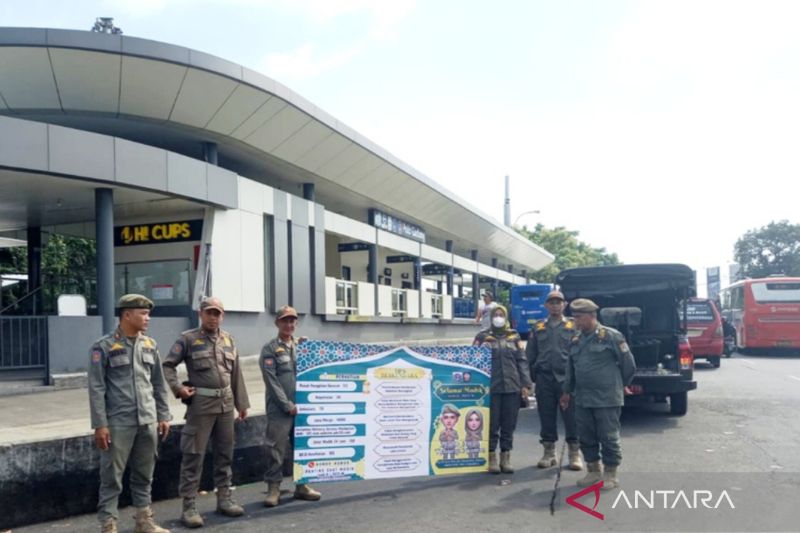 Satpol PP Jaktim Dirikan 16 Posko Pastikan Suasana Mudik Kondusif 