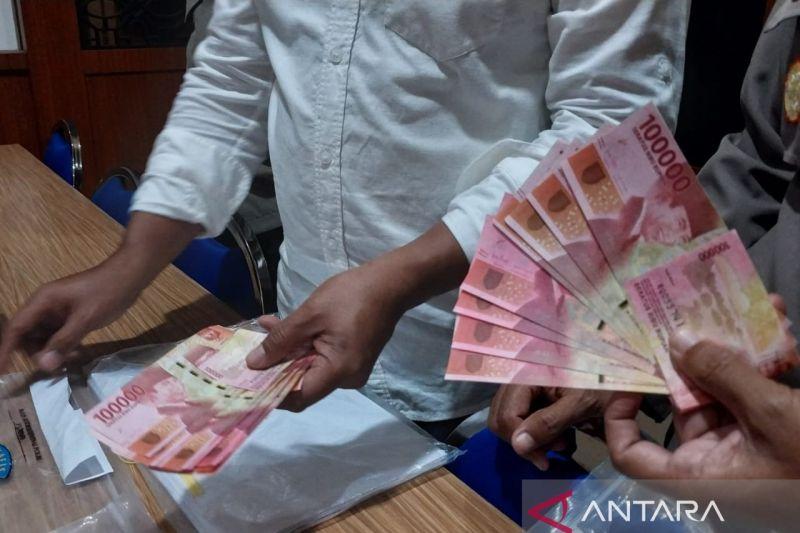 Polres Batu Gagalkan Peredaran Uang Palsu Jelang Idulfitri 2025