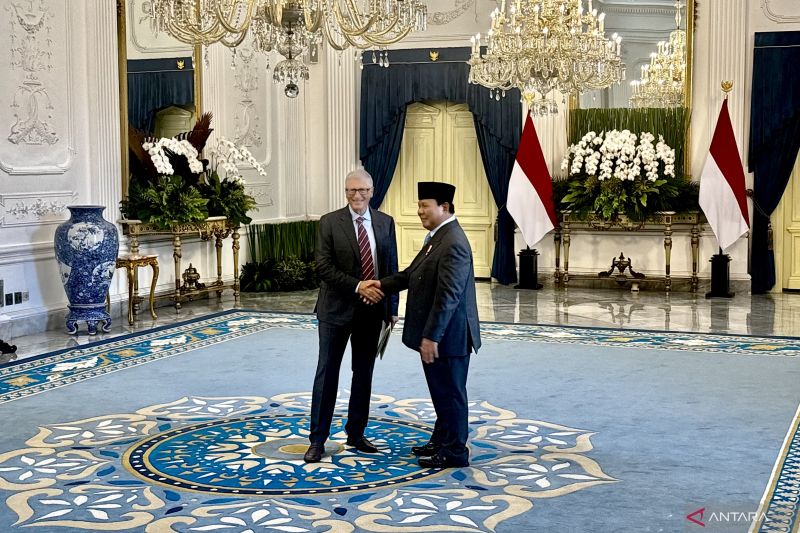 Prabowo Sambut Kedatangan Bill Gates di Istana Merdeka