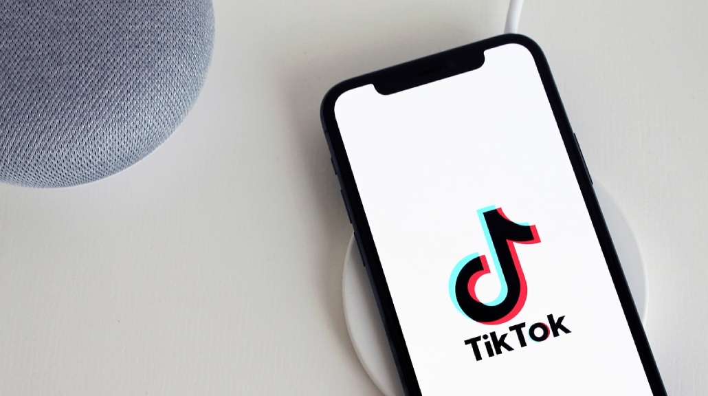 TikTok Jadi Medsos Paling Populer di Indonesia pada 2024