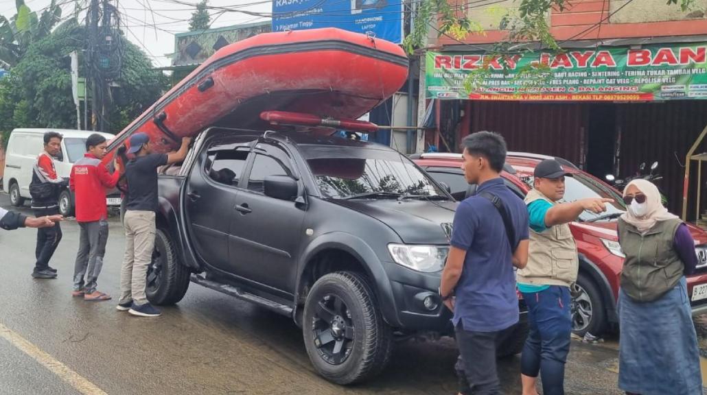 Kemensos Kirim Bantuan Rp2 Miliar untuk Banjir Jabodetabek