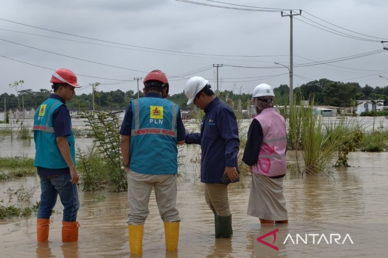 Banjir Bekasi, 280 Gardu Distribusi Listrik Stop Sementara