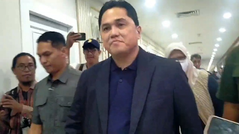 Ditanya Soal Boy dan Ahok di Kasus Minyak Mentah, Erick Thohir Hanya Diam