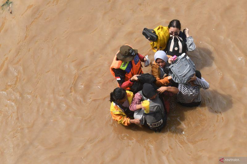 Banjir Jakarta Meluas, Rendam 34 RT di Tiga Wilayah