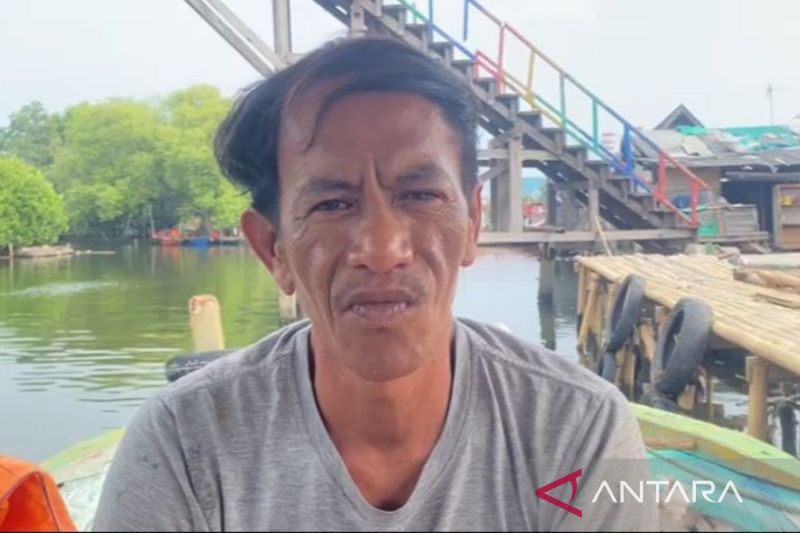 Pagar Laut Belum Selesai Dibongkar, Nelayan Bekasi Sulit Cari Ikan