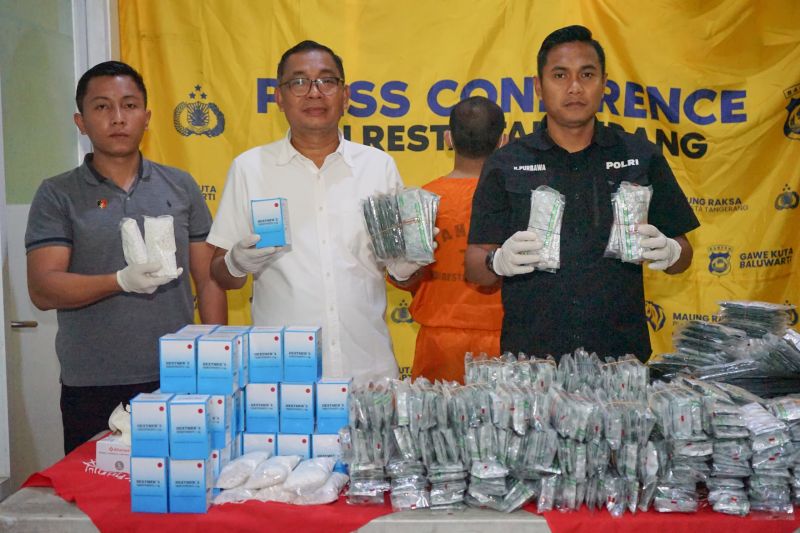 Polresta Tangerang Amankan 94.450 Butir Obat Terlarang Siap Edar