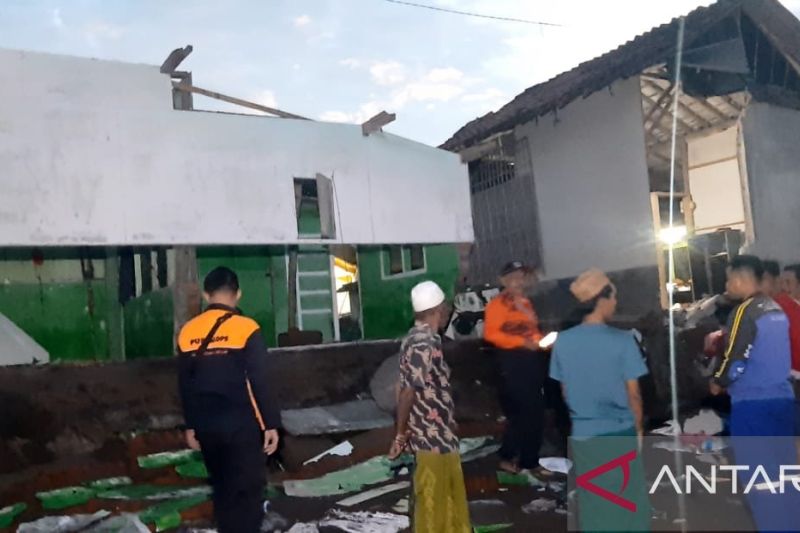 Status Tanggap Darurat Bencana Hidrometeorologi di Situbondo Diperpanjang