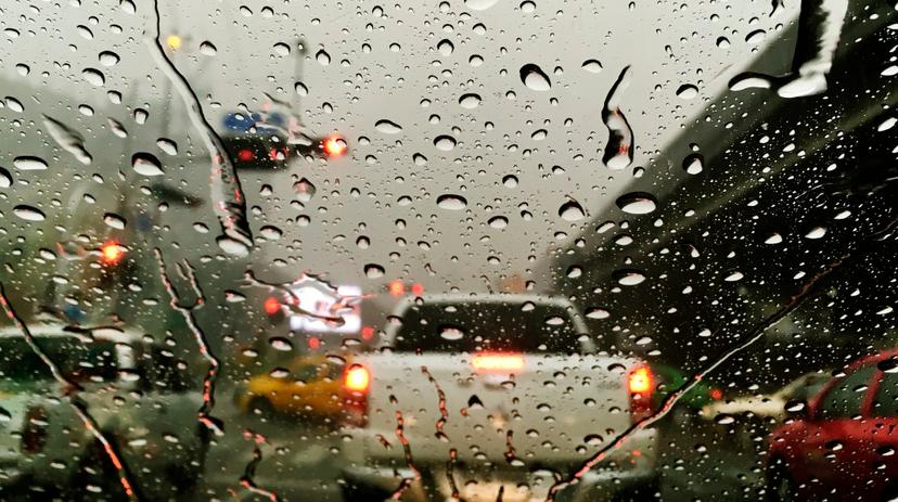 Deret Jurus Cegah Kecelakaan Lalu Lintas saat Nataru di Musim Hujan