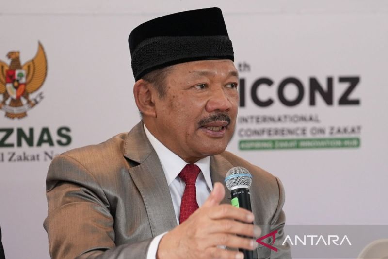 Ketua Baznas RI Noor Achmad tak masalah jika makan bergizi gratis didanai dari zakat asalkan untuk fakir miskin.&nbsp;(ANTARA/HO-BAZNAS RI)