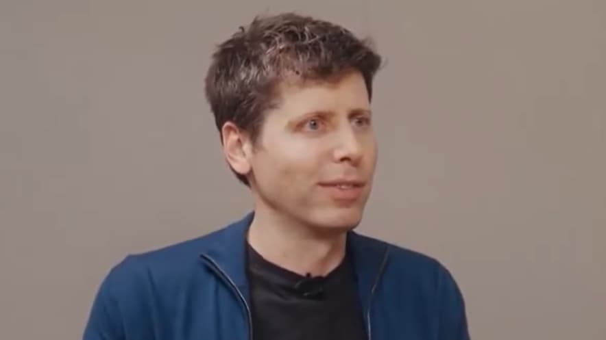 Microsoft bermitra dengan OpenAI, yang didirikan Sam Altman, dalam pengembangan AI mereka. (Tangkapan layar akun X @sama)