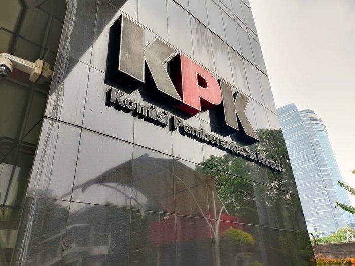KPK memeriksa setidaknya beberapa politikus dari dua partai di kasus CSR BI. (Fakta.com/Riezky Maulana)