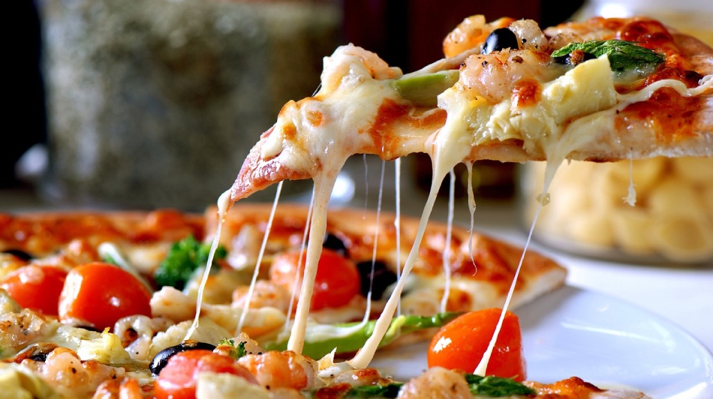 Milan mengusulkan larangan pembelian es krim dan pizza pada tengah malam. (Dokumen Pixabay)