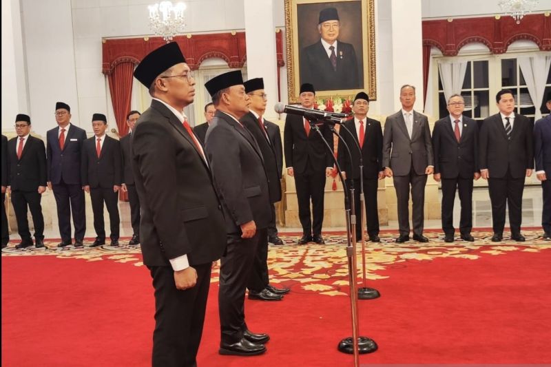 Hasan Nasbi dilantik sebagai kepala&nbsp;Kantor Komunikasi Kepresidenan. (Foto: Antara)