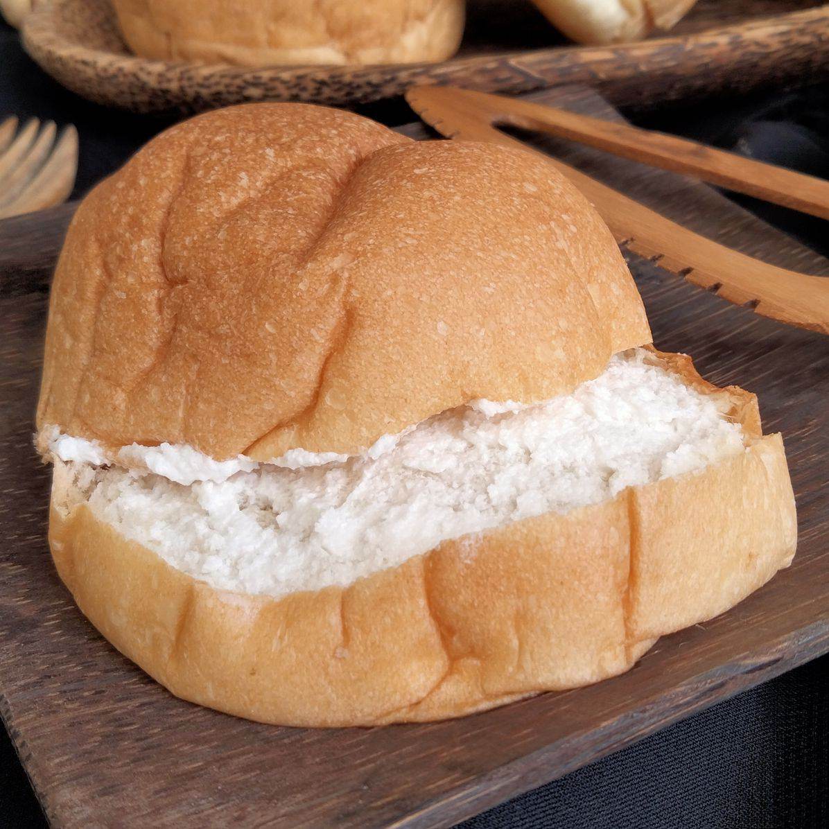 Roti warmbollen. (Dokumen PergiKuliner/Chris Chan)