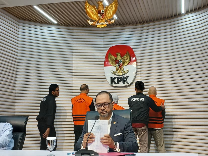 Korupsi ASDP: Kerugian Negara Rp893 Miliar, 3 Eks Direktur Ditahan