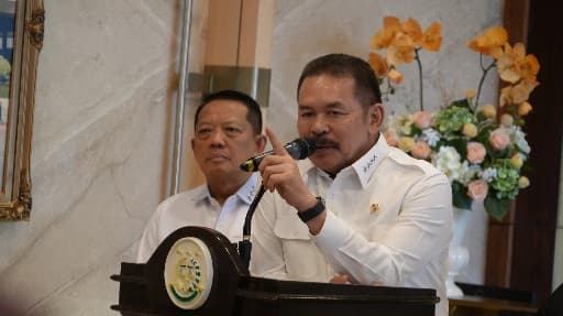 Kejagung Dalami Grup WA 'Orang-orang Senang' Terkait Korupsi Pertamina