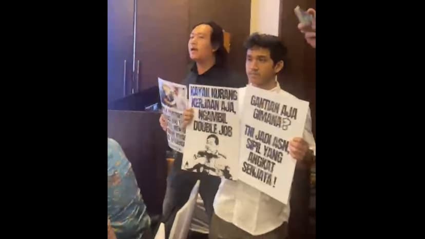 Demo di Rapat Tertutup RUU TNI Dilaporkan ke Polisi dengan Bukti CCTV