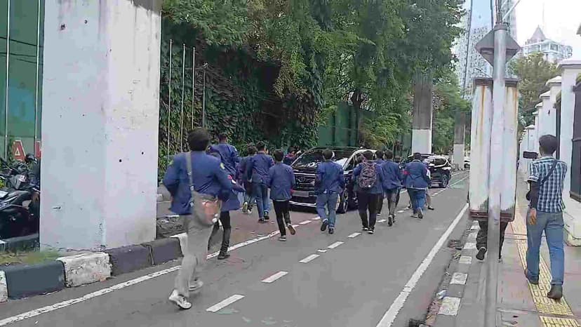 RUU TNI Disahkan Hari ini, Demo Besar Mahasiswa dan Uji Materi Menanti