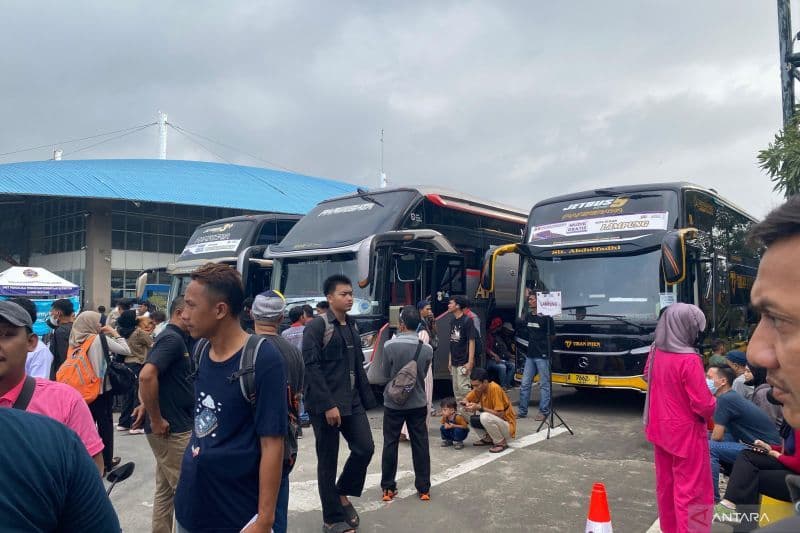 Menkes Ingatkan Pemudik Jaga Kesehatan Selama Perjalanan