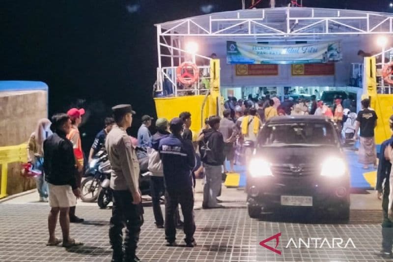 H+2 Lebaran, Arus Balik Penyeberangan Situbondo-Madura Meningkat