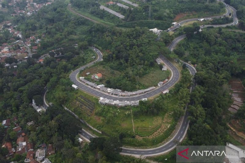 Jalur Gentong-Nagreg mulai Macet sejak Jumat, One Way Diterapkan