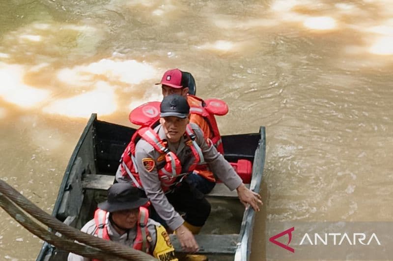 Tim SAR Lanjutkan Pencarian Korban Tenggelam di Sungai Ogan