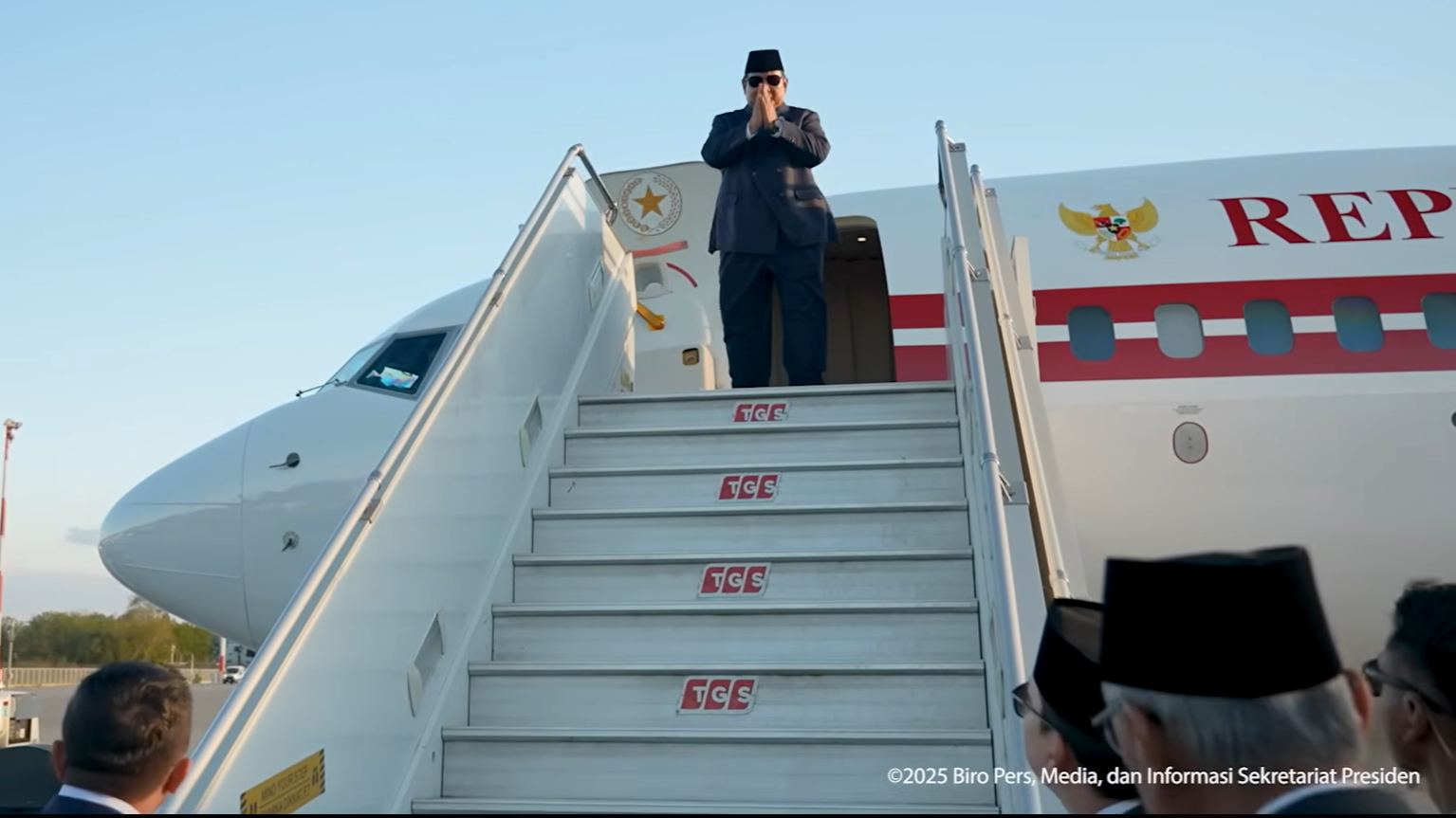 Tiba di Indonesia, Prabowo Gelar Rapat Hasil Kunjungan ke Timur Tengah