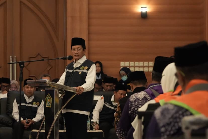 Menteri Agama Sesalkan Tayangan Trans7 Dinilai Hina Pesantren