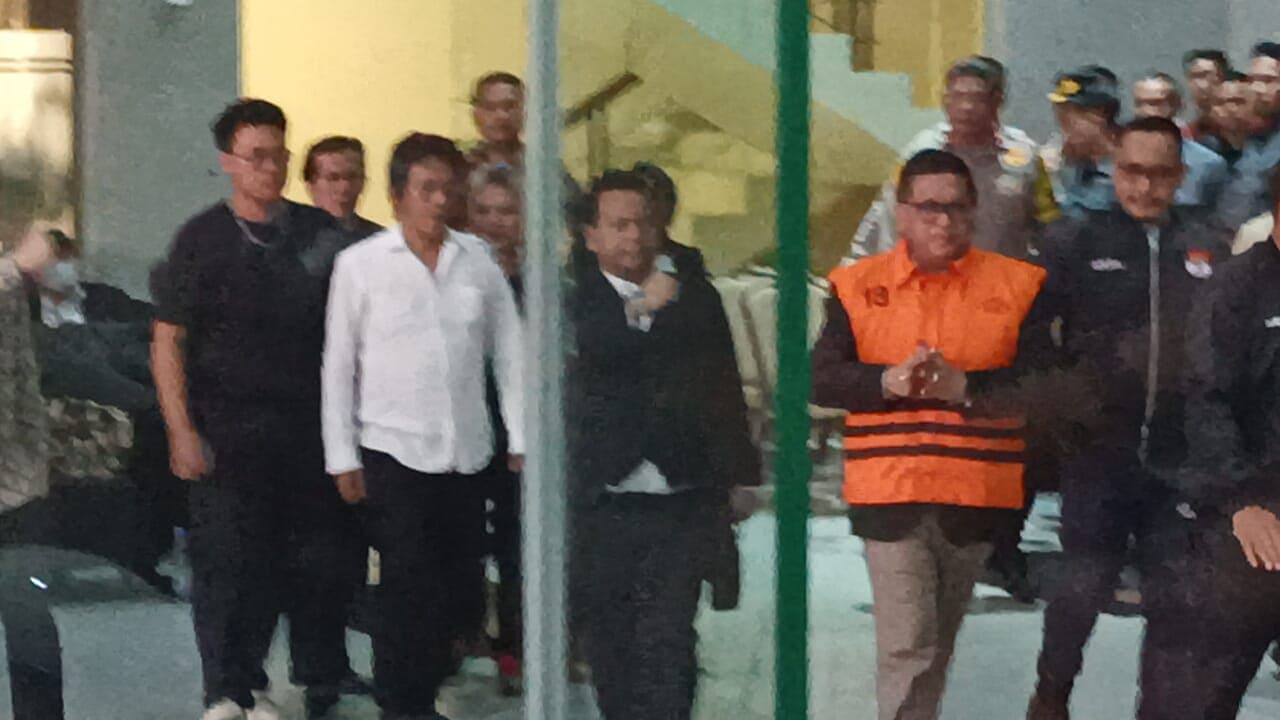 Kasus suap yang menjerat Sekjen PDIP Hasto Kristiyanto diduga jadi salah satu kepentingan yang dipertimbangkan dalam sikap partai. (Fakta.com/Dhia Oktoriza)