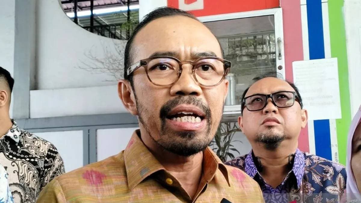 Direktur Utama Pertamina Patra Niaga Riva Siahaan disebut mengatur agar pembelian Premium dan Pertalite memakai harga Pertamax. (ANTARA/Muhammad Zulfikar)